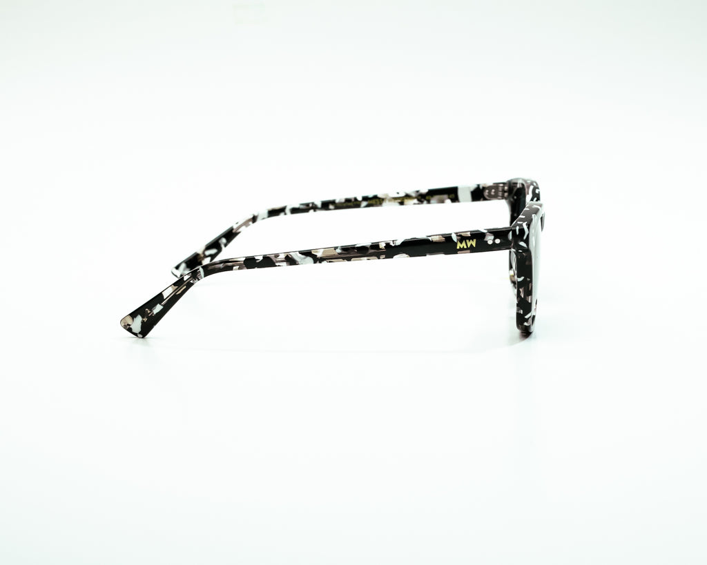 AUDRY  BLACK AND WHITE