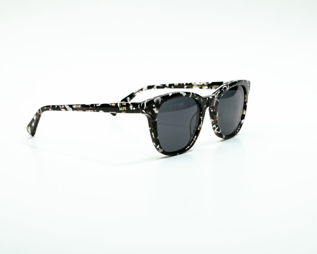 AUDRY  BLACK AND WHITE