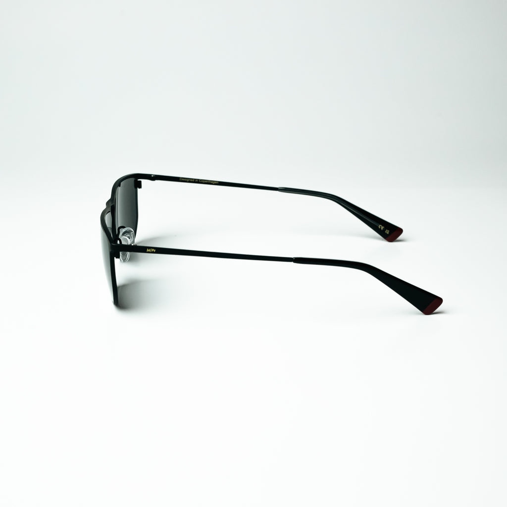 C1 ARDEN BLACK
