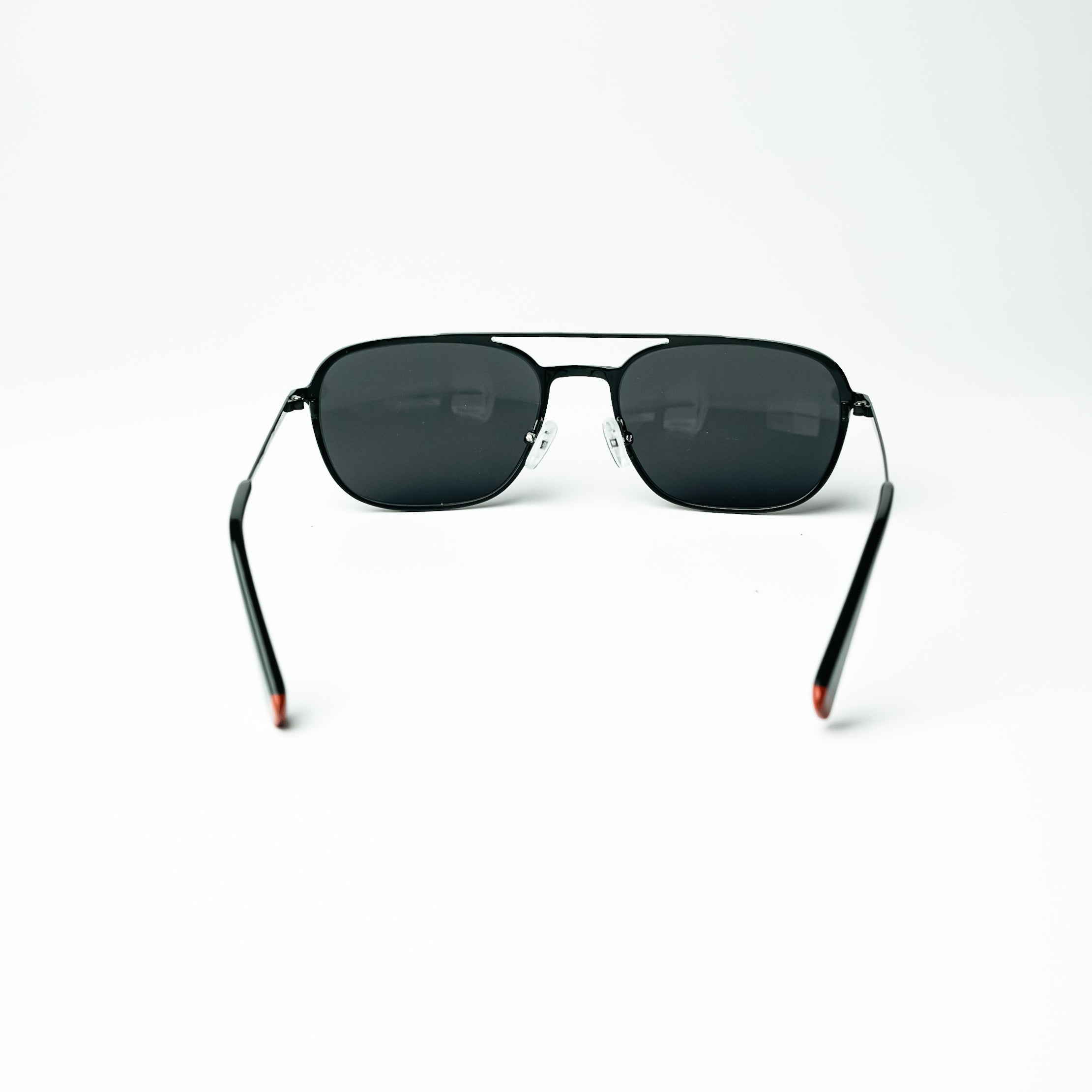 C1 ERIS BLACK