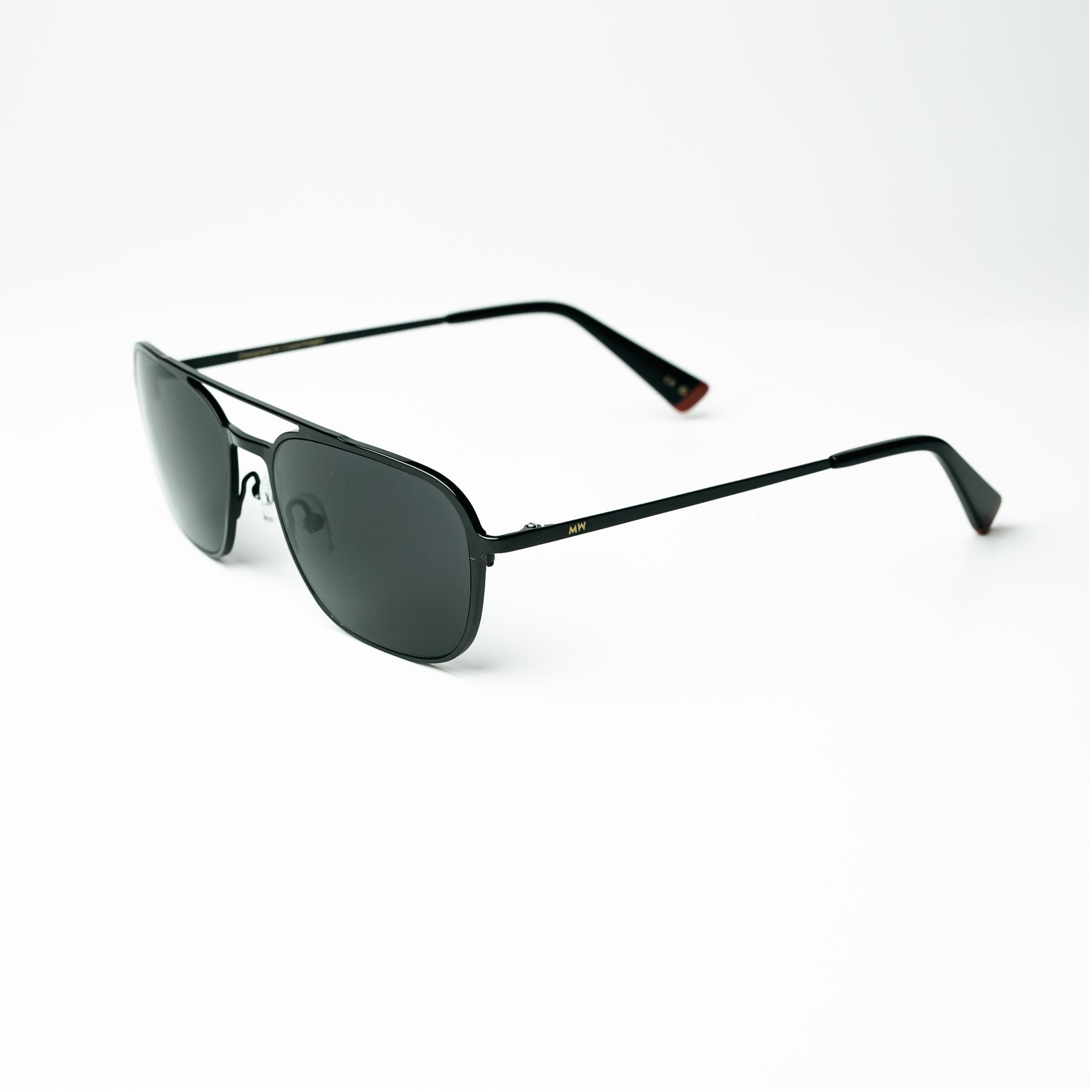 C1 ERIS BLACK