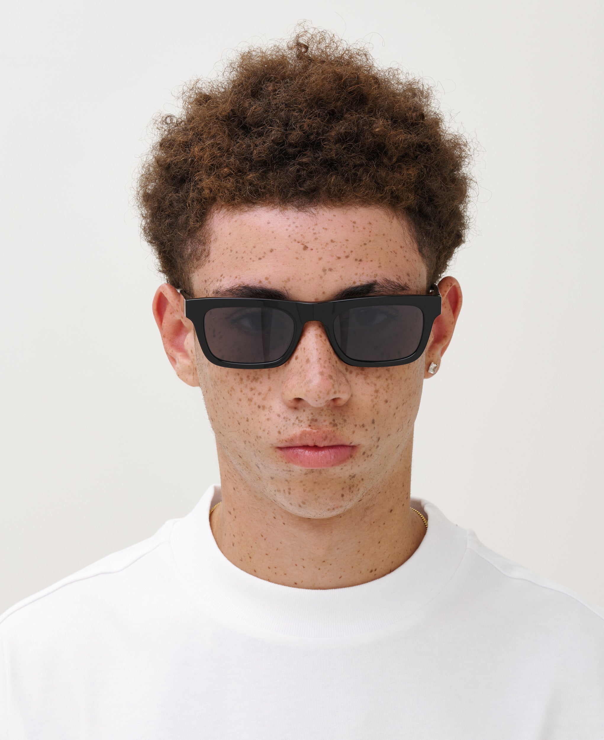 NEW DYLAN  BLACK