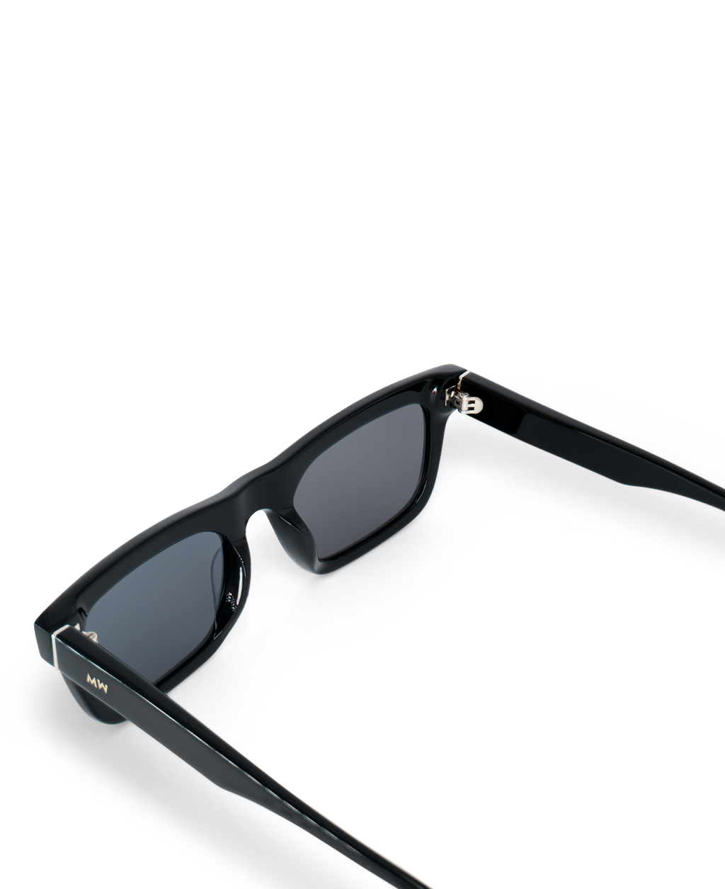 NEW DYLAN  BLACK